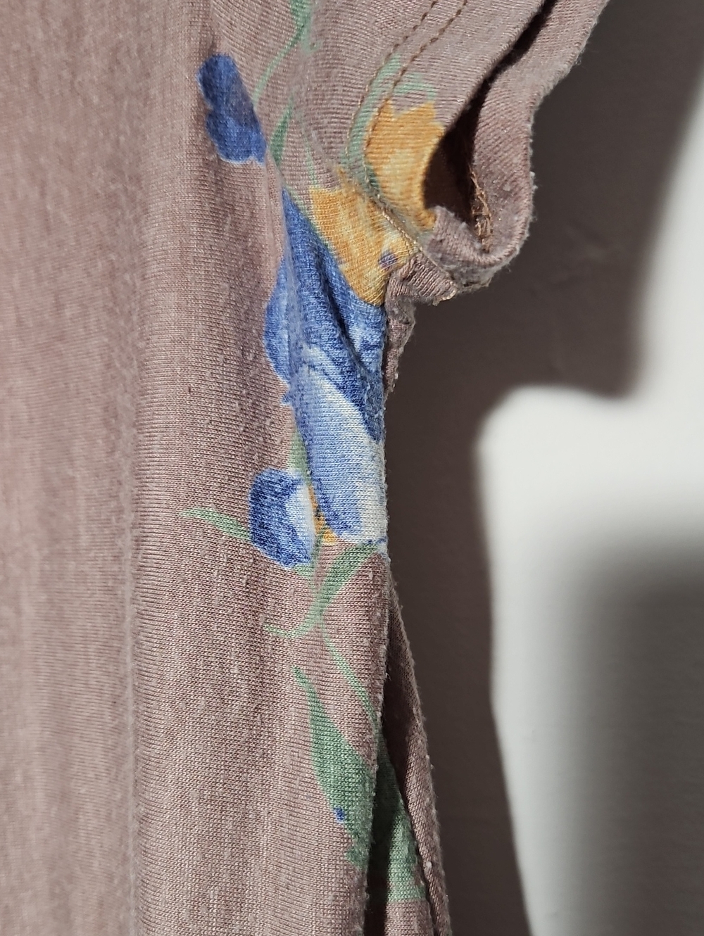 MTS Brown Floral Blue Yellow Flowers Short Sleeve Top Size Small EUC - Picture 5 of 6